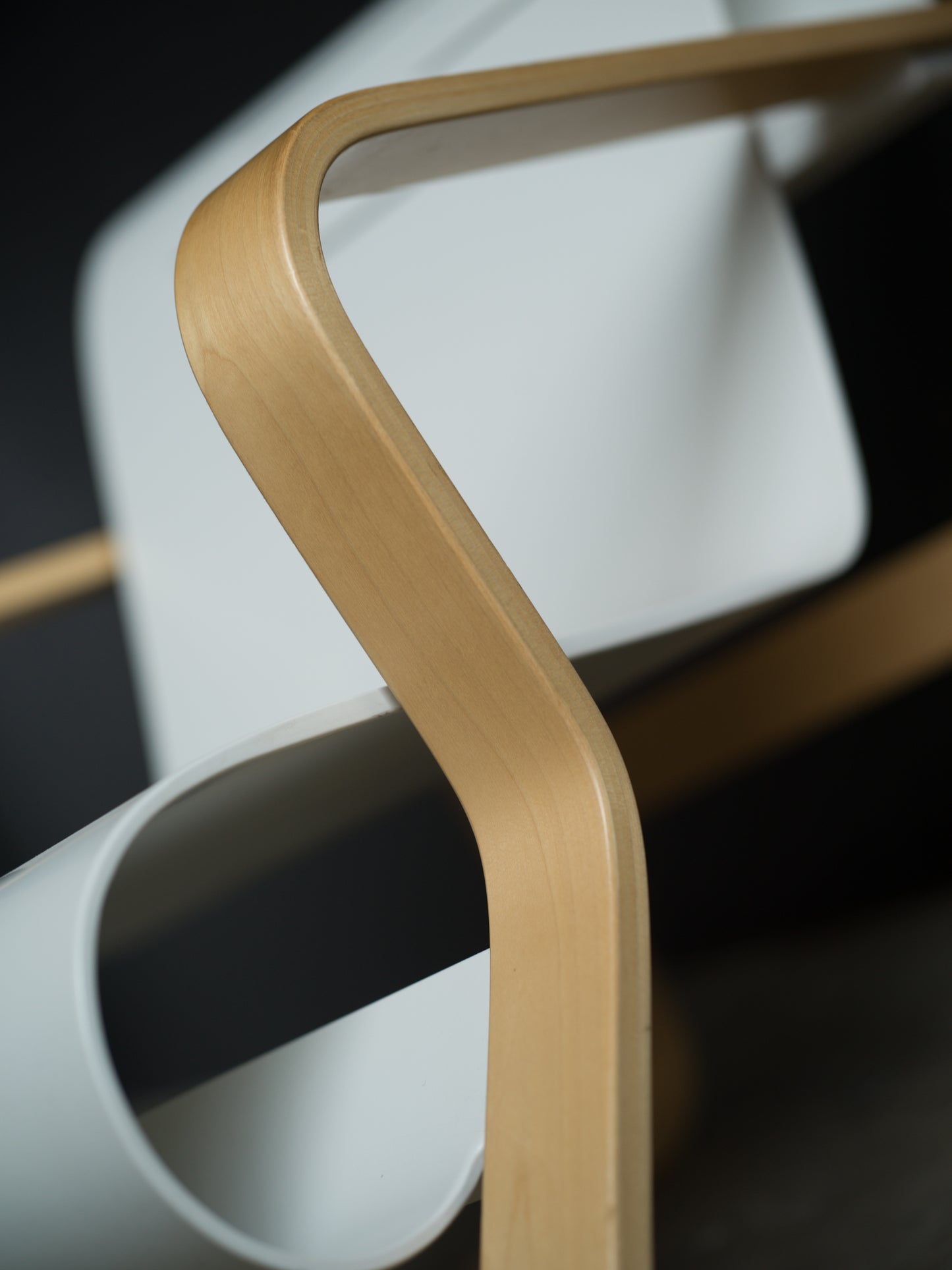 Alvar Aalto fåtölj 41 "Paimio" för Artek